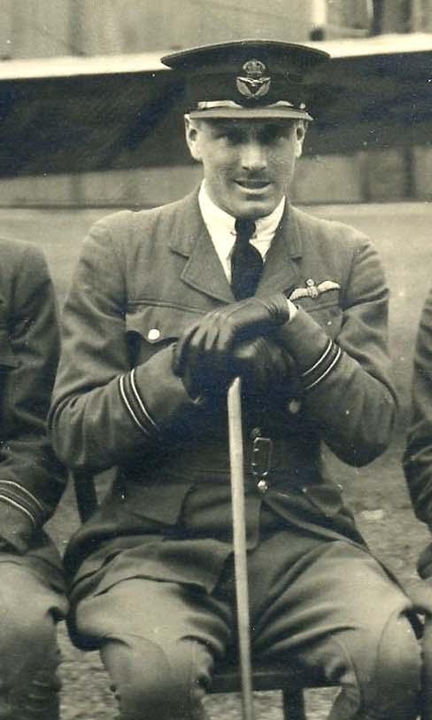 Victor Bennet as a Flight Leiutenant with No 602 Squadron Auxiliary Air Force.