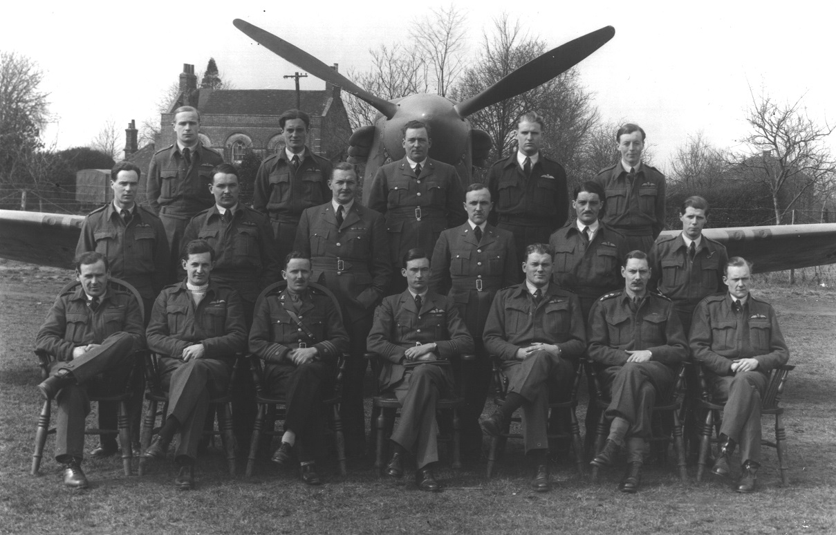 Officers of No 140 Sqn Spitfire at RAF Benson March/April 1942