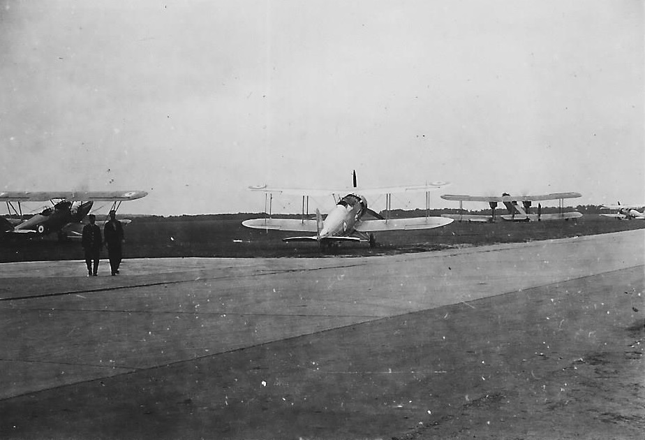 Hart, Gauntlets and a Heyford - RAF Duxford, 1937