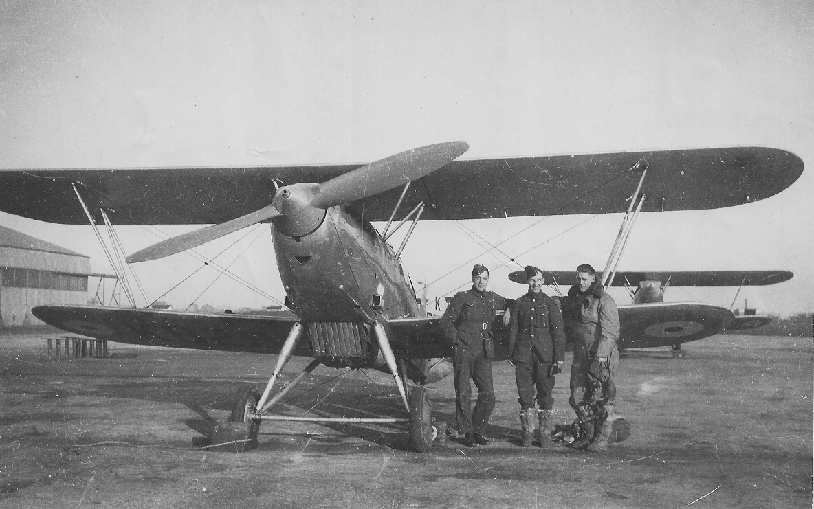 Hawker Fury II, K8295 - 11 FTS, RAF Wittering, 1937