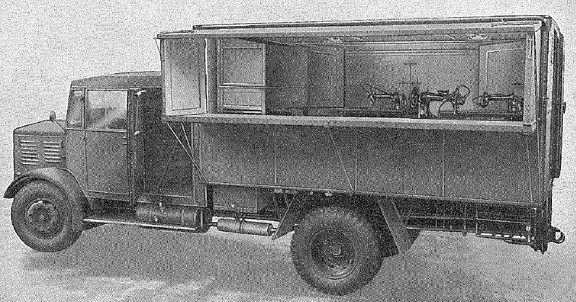 Thorneycroft. 3 ton, 4x2, ZS/TC4/AC chassis, equipped for power and parachute servicing - open