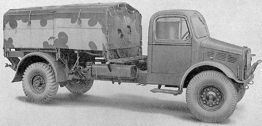 Tender, water tank, 350-gallon, Bedford OYC, 4x2