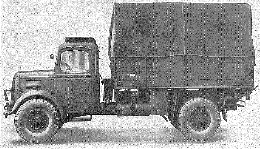 Austin 2 ton, 4x2, Model K2YF with GS tender body