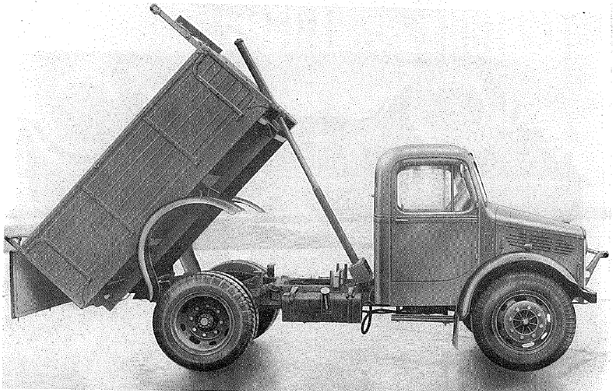 Bedford, 5-ton, 4x2, Model OWST, Tipper - tipping position