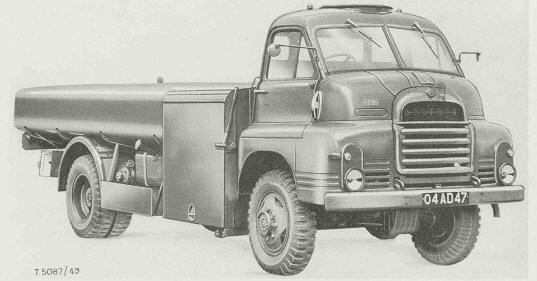 Truck, Fuel Servicing, Aircraft, 3-ton, 4x4, 1,000-gallon, Air Transportable, Bedford RL (Avtur/Avtag, Pressure/Open line Mk 3) from front right