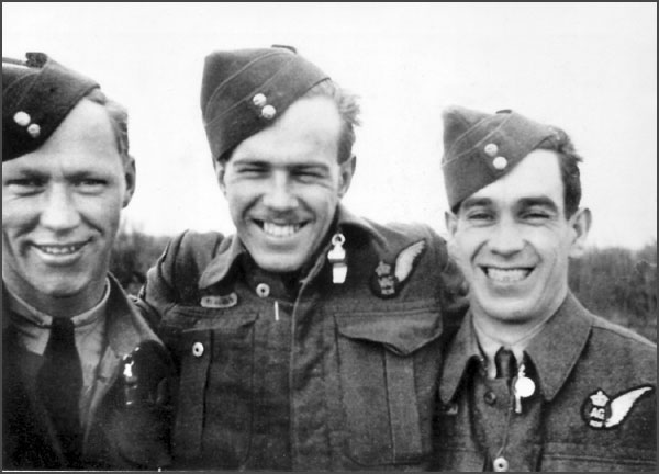 Roland Wallace (Rear Gunner), Vic Swimmings (Radio Operator), and Harold Edwards (Mid Upper Gunner).